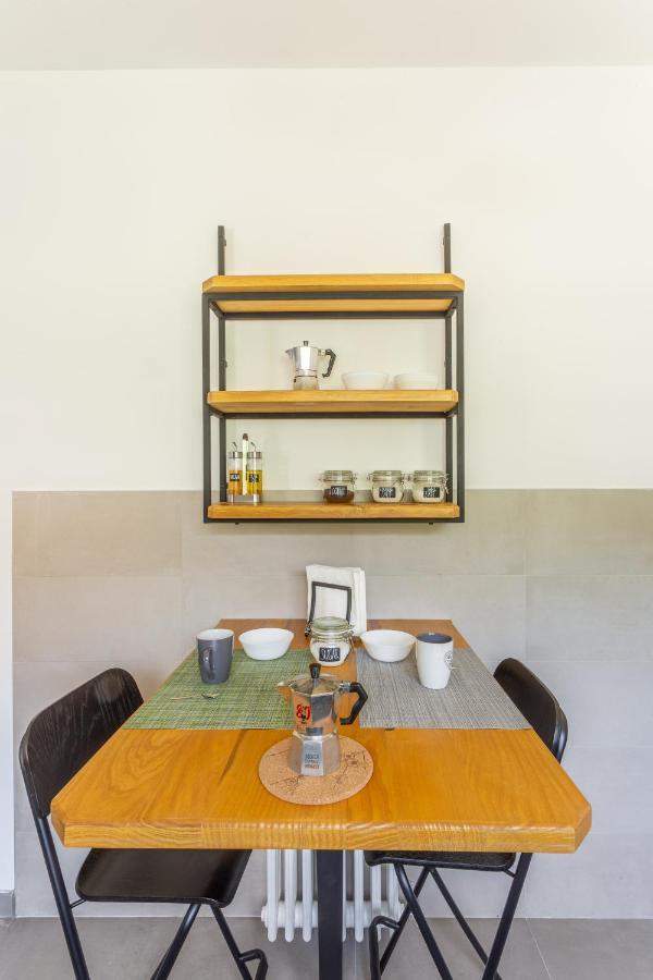 Baveno Beach - Charming Flat With Garden ภายนอก รูปภาพ