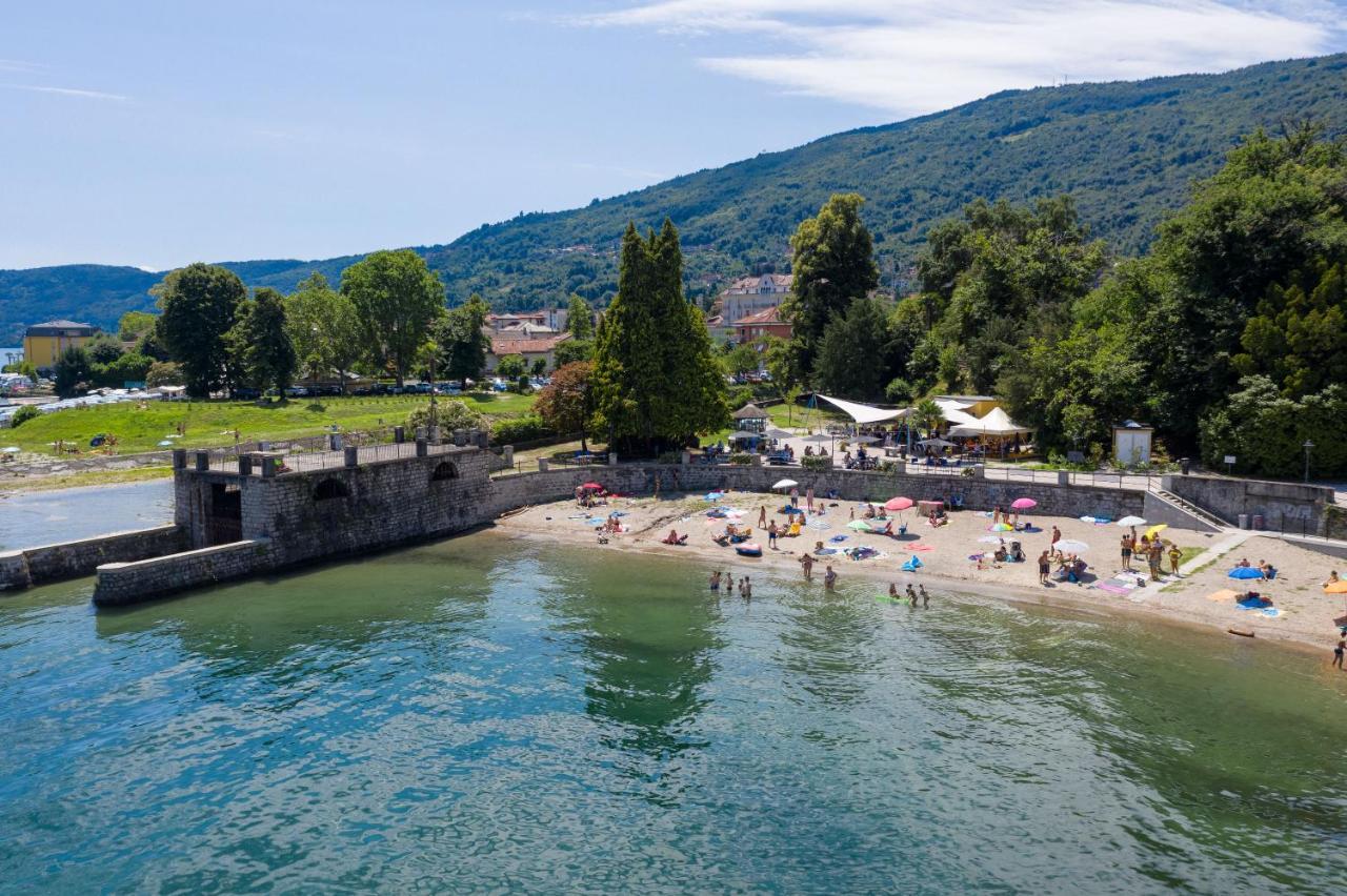 Baveno Beach - Charming Flat With Garden ภายนอก รูปภาพ