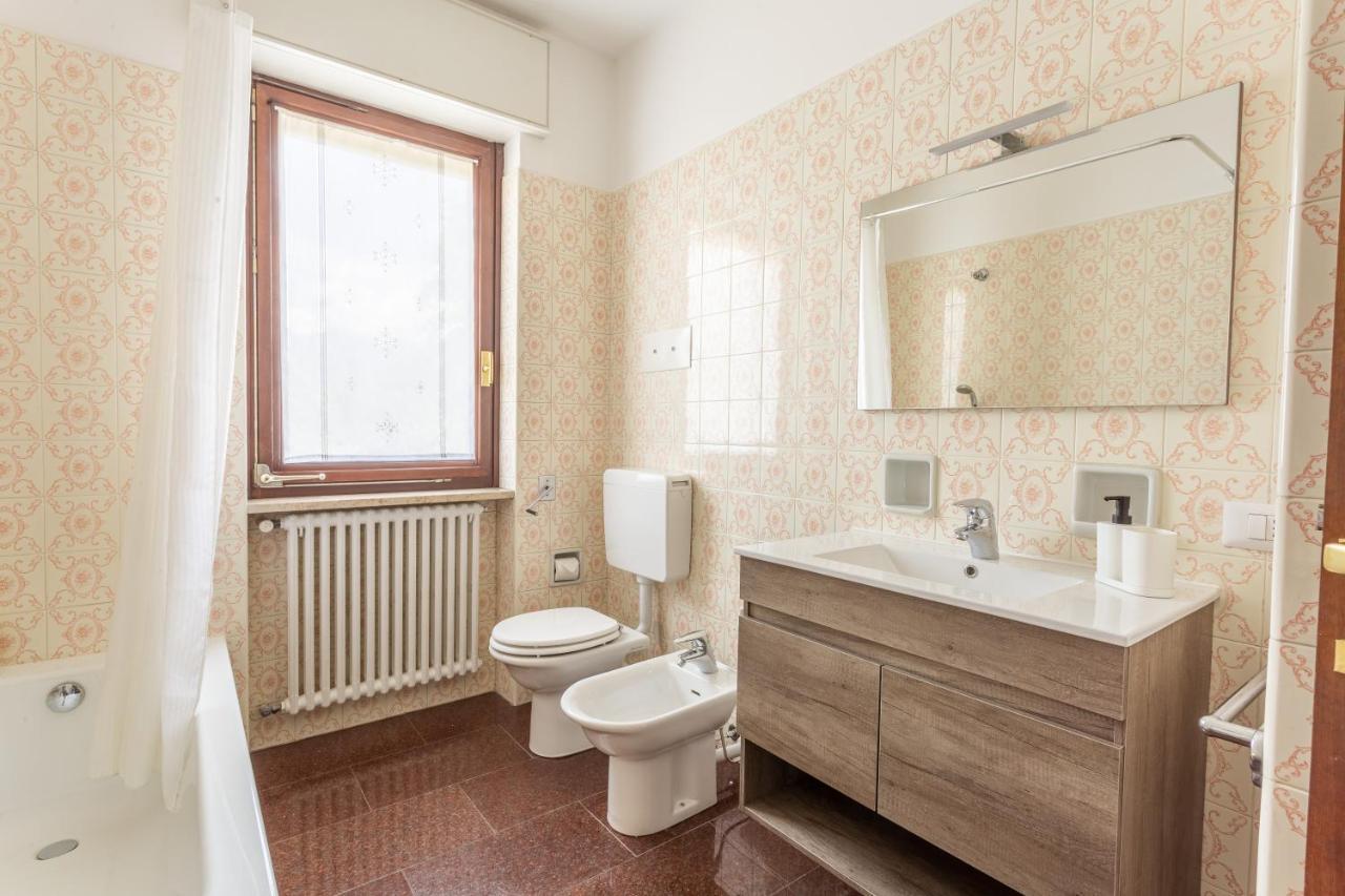 Baveno Beach - Charming Flat With Garden ภายนอก รูปภาพ